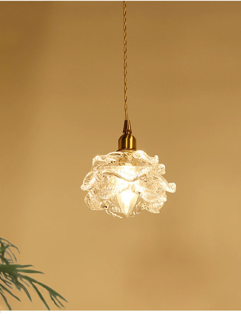 lustre-en-verre-romantique-vintage-pour-un-clairage-l-gant-2.png