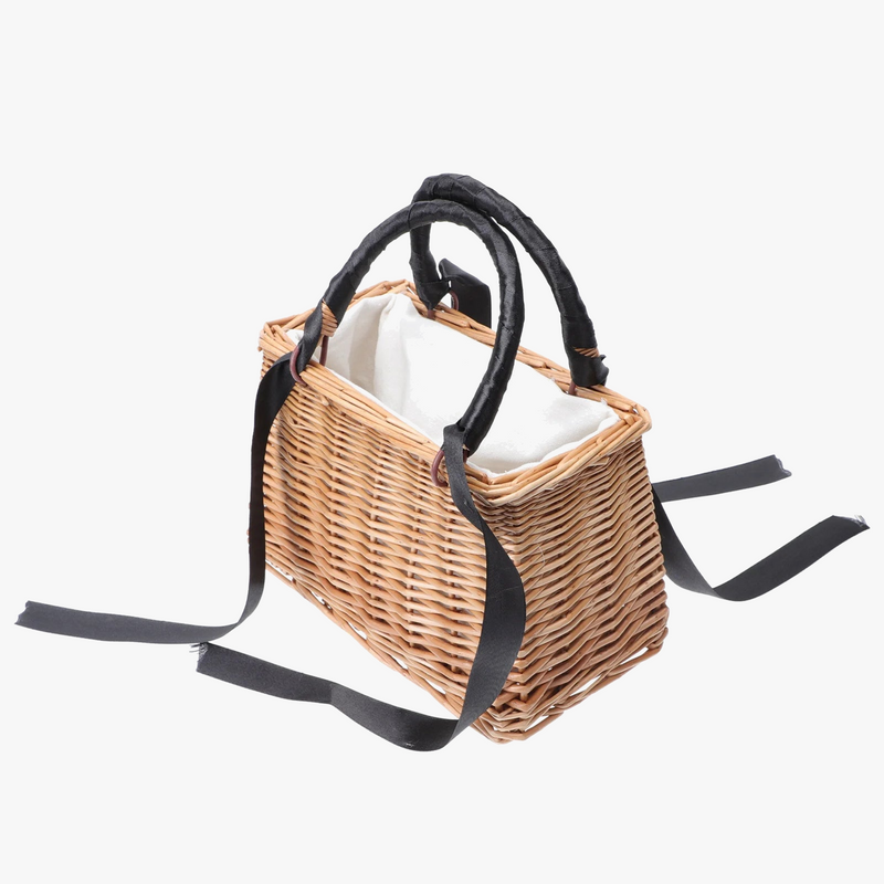 sac-main-en-paille-avec-panier-fleurs-en-rotin-5.png