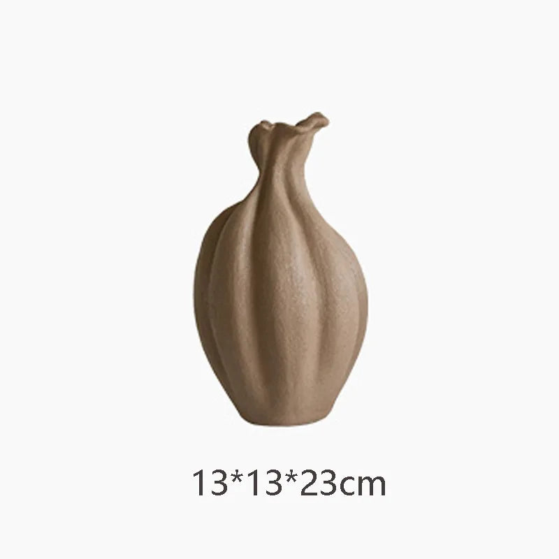 vase-en-c-ramique-fait-main-pour-d-coration-florale-artisanale-9.png