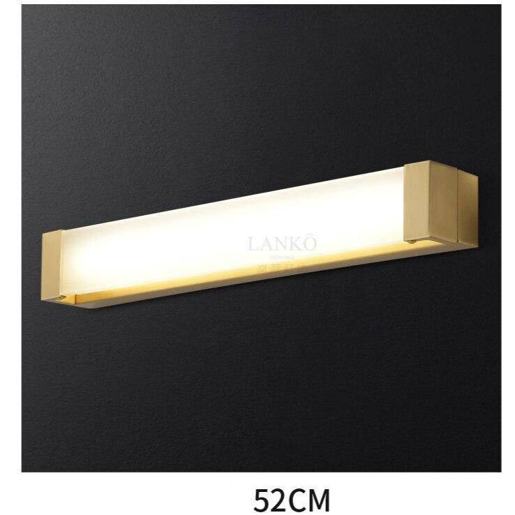 Aplique LED en metal dorado para espejo de lujo