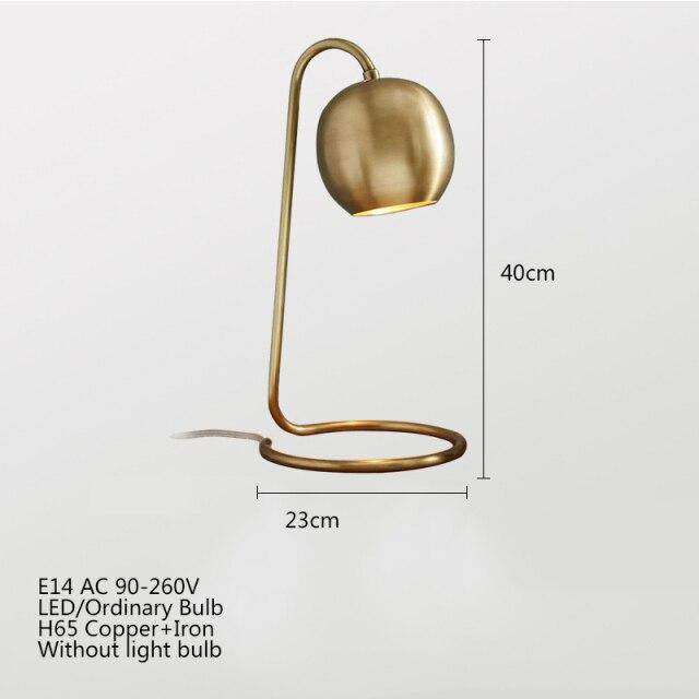 Lampe à poser design led en métal avec abat-jour oval leyra